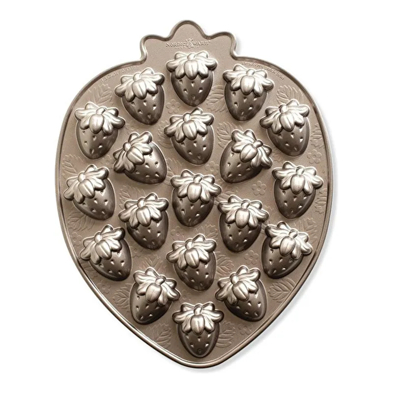 Nordicware Mini Çilekler Kek Kalıbı Platin, görsel 1
