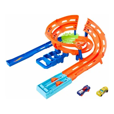 Hot Wheels İkili Yarış ve Akrobasi Pisti HTK17