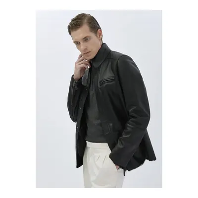 Siyah Regular Fit Dik Yaka Kürk Deri Mont