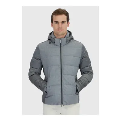 Gri Regular Fit Kapüşonlu Dokuma Mont