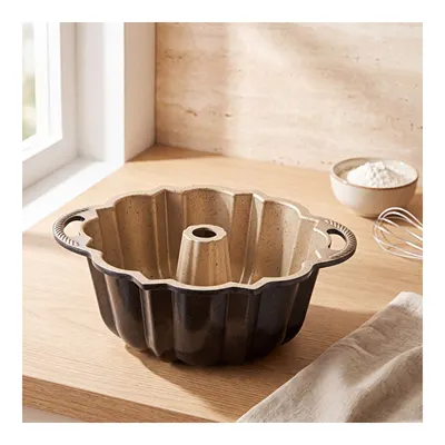 Emsan Black Shiny Year Döküm Kek Kalıbı 22 cm