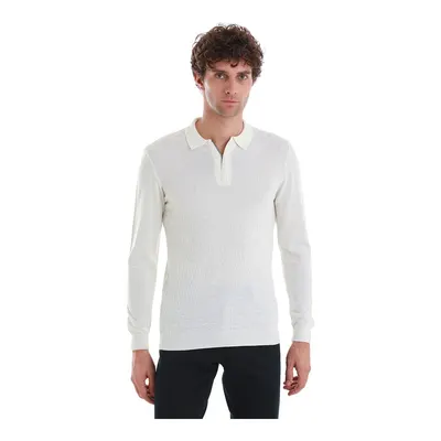Ekru Regular Fit Jakarlı Polo Yaka Yünlü Triko Kazak