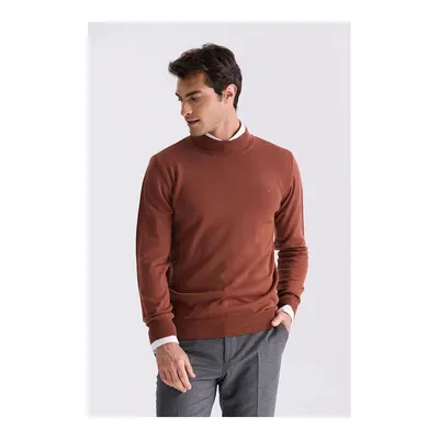 JAKAMEN Kahverengi Tarçın Slim Fit Yarım Balıkçı Triko Kazak