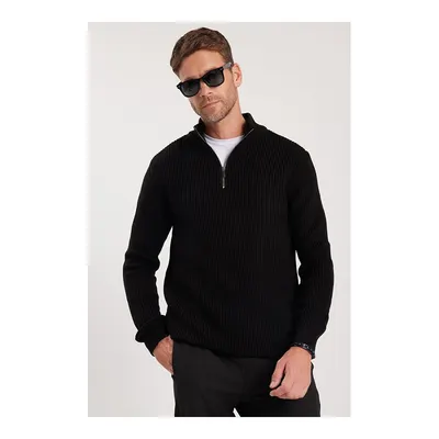 Erkek Slim Fit Dar Kesim Fermuarlı Siyah Dik Yaka Triko Kazak