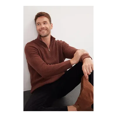 Erkek Slim Fit Dar Kesim Fermuarlı Kahverengi Dik Yaka Triko Kazak