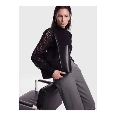 Siyah Dantelli Kadın Triko Kazak